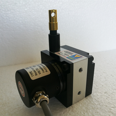 JL100系列拉繩位移傳感器的特點  JL100系列拉繩位移傳感器的特點