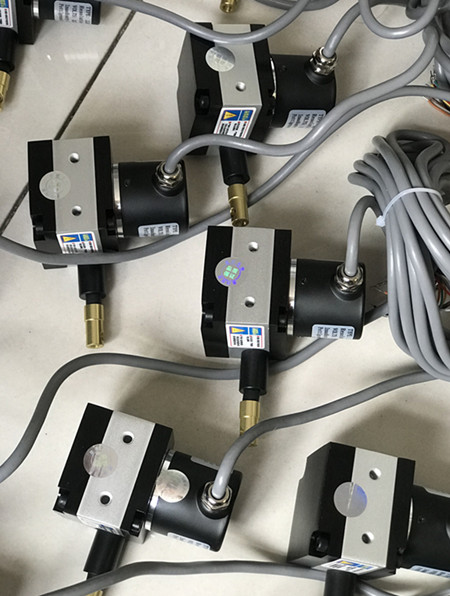 JL80-P1000拉繩位移傳感器如何選用?