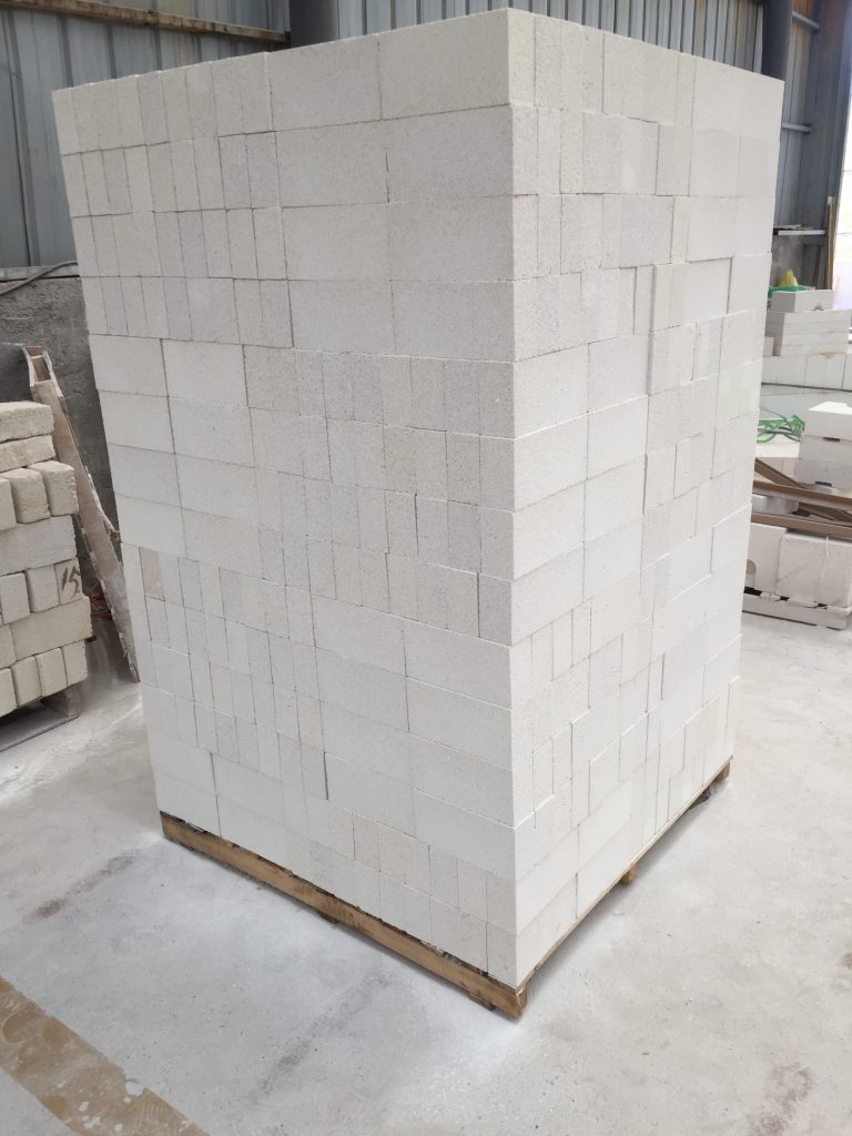 廣東莫來(lái)石磚廠家_廣東輕質(zhì)磚廠家 廣東輕質(zhì)磚廠家